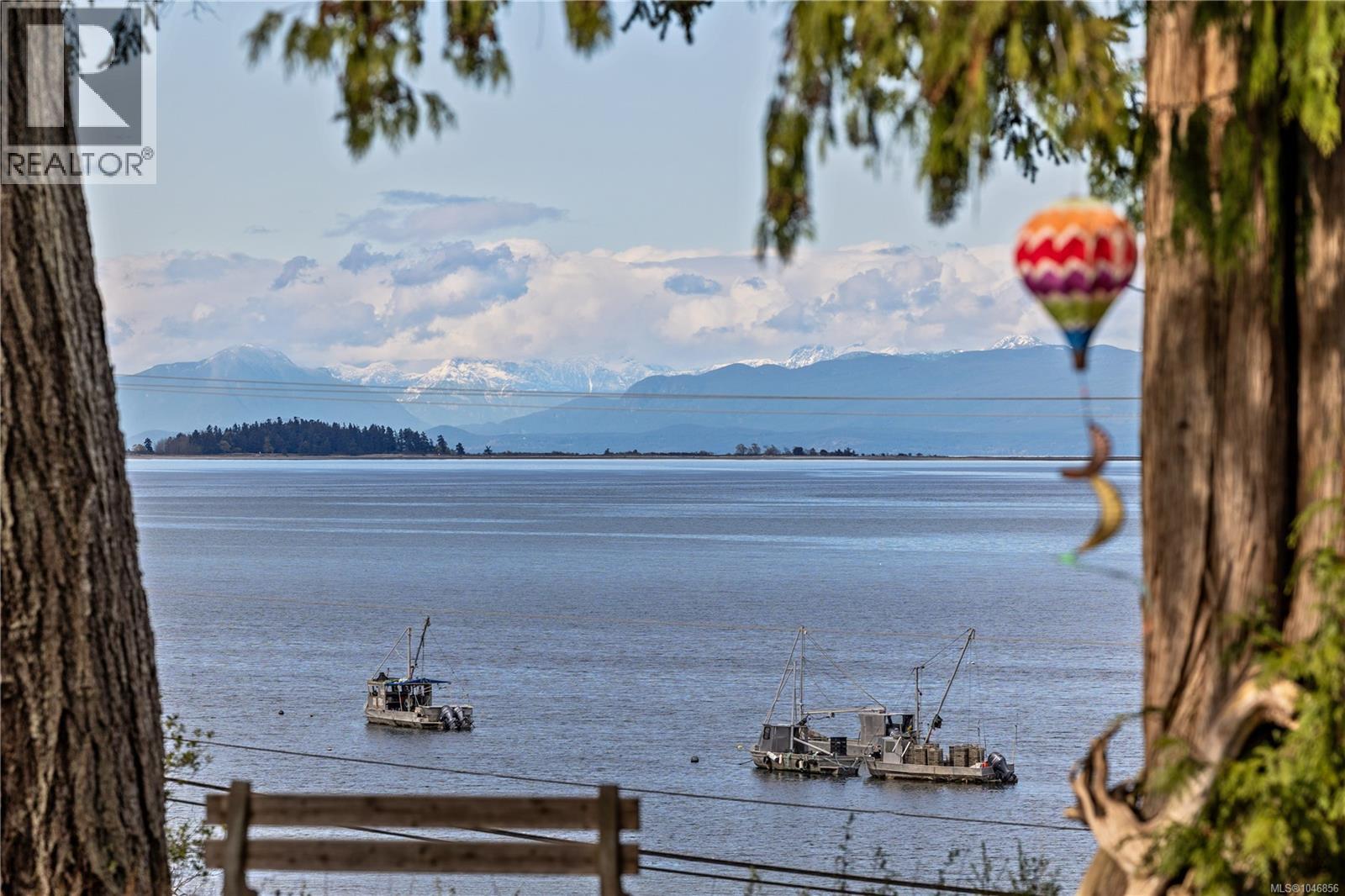 6249/6259 Island Hwy S, Union Bay
