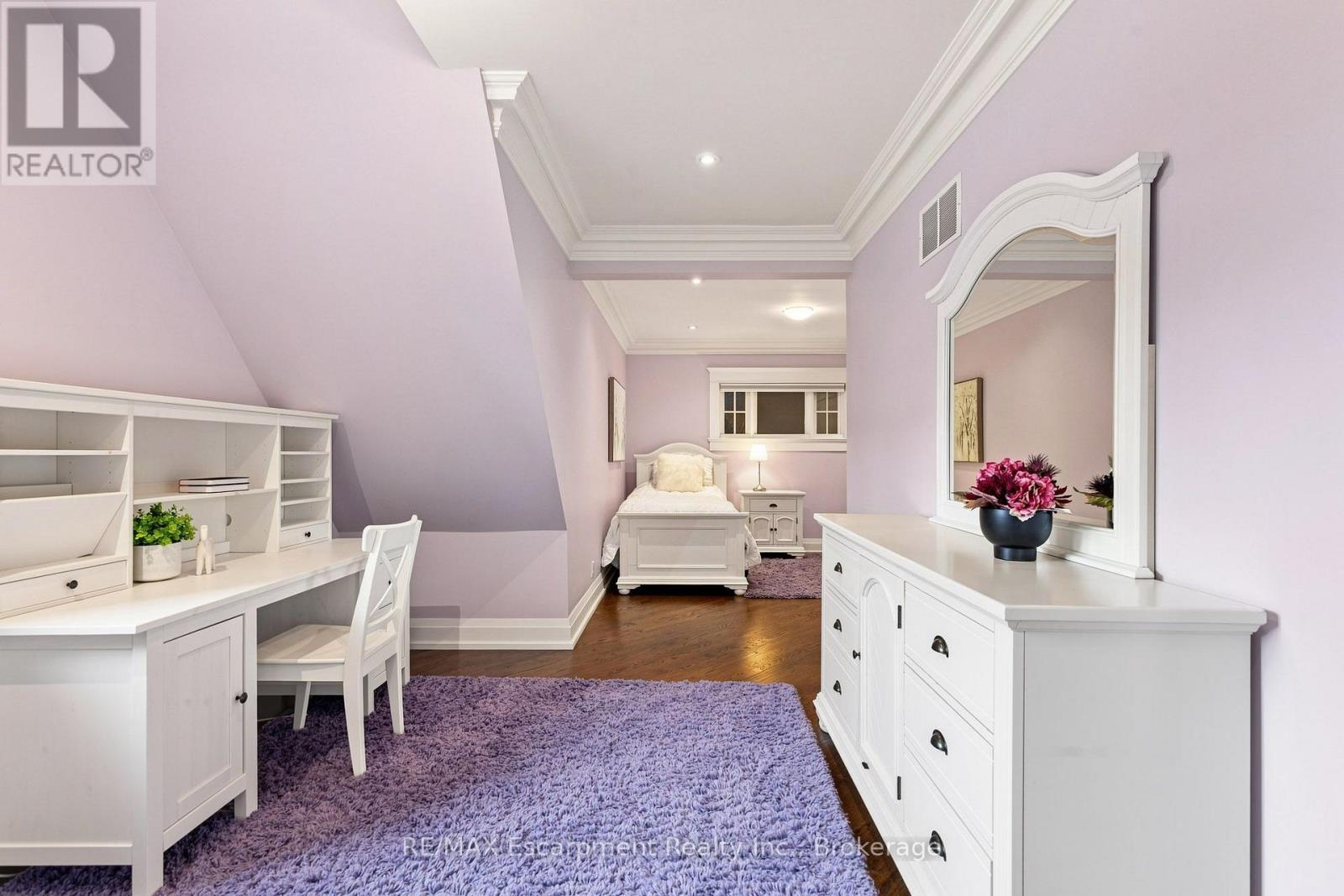 411 WEDGEWOOD DRIVE - 50
