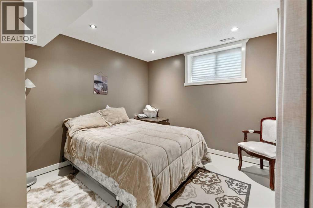 9 Valmont Street - Photo 32
