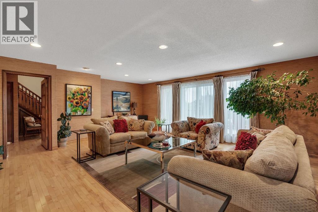 420 Strathcona Drive Southwest - Photo 14