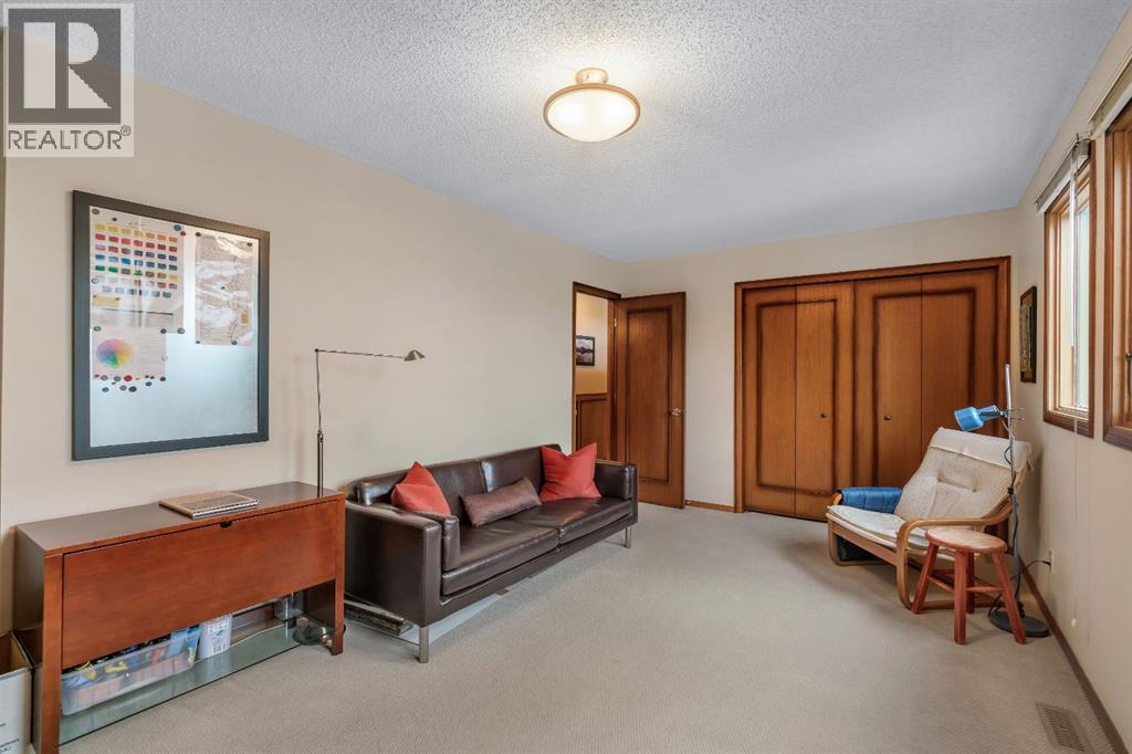 420 Strathcona Drive Southwest - Photo 25