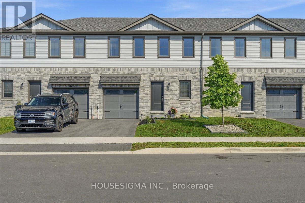54 CAMPBELL CRESCENT - 2