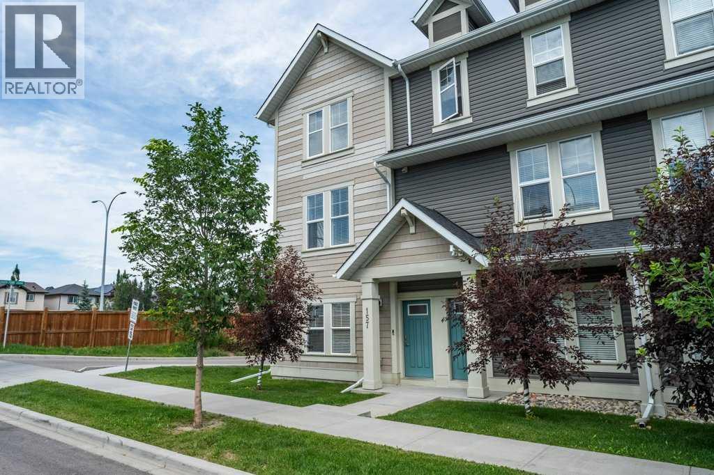 157 South Point Court Southwest