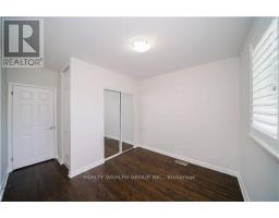 271 Mcconvey Drive, Richmond Hill, ON L4C3K1 Photo 9