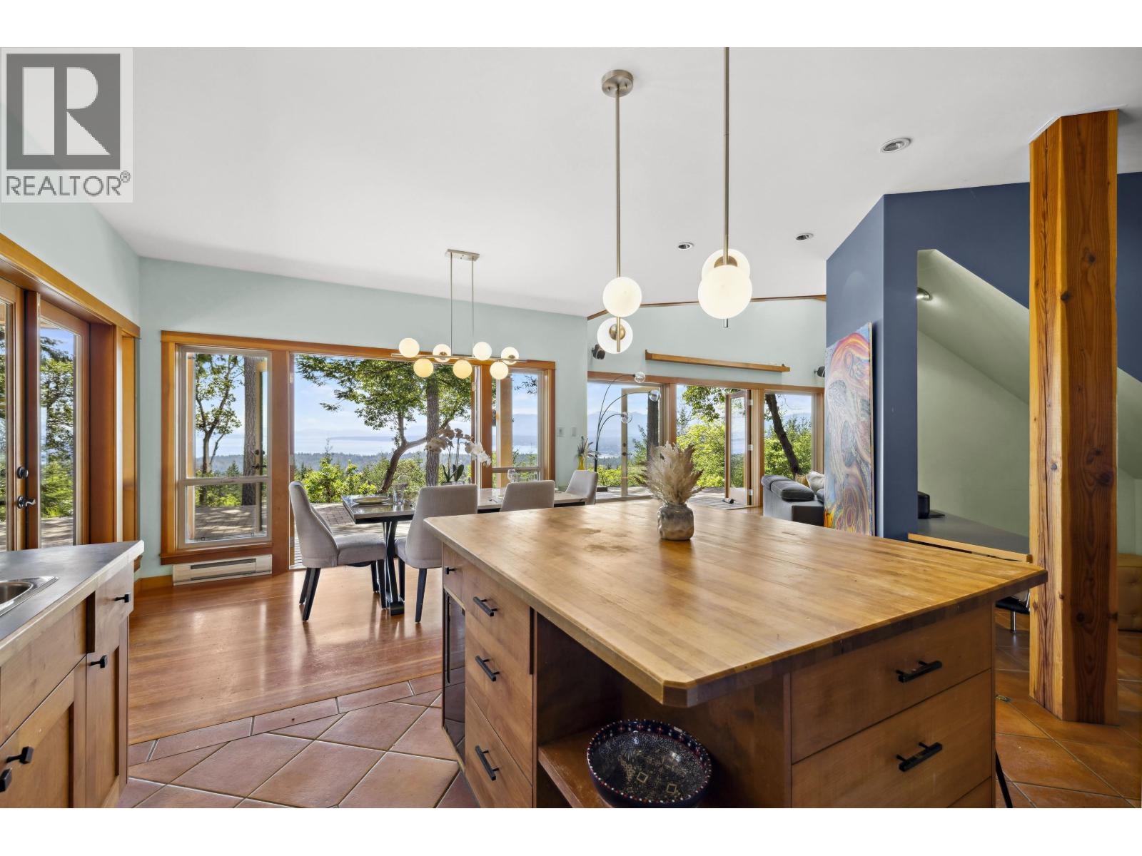1495 COATS DRIVE, Gabriola Island