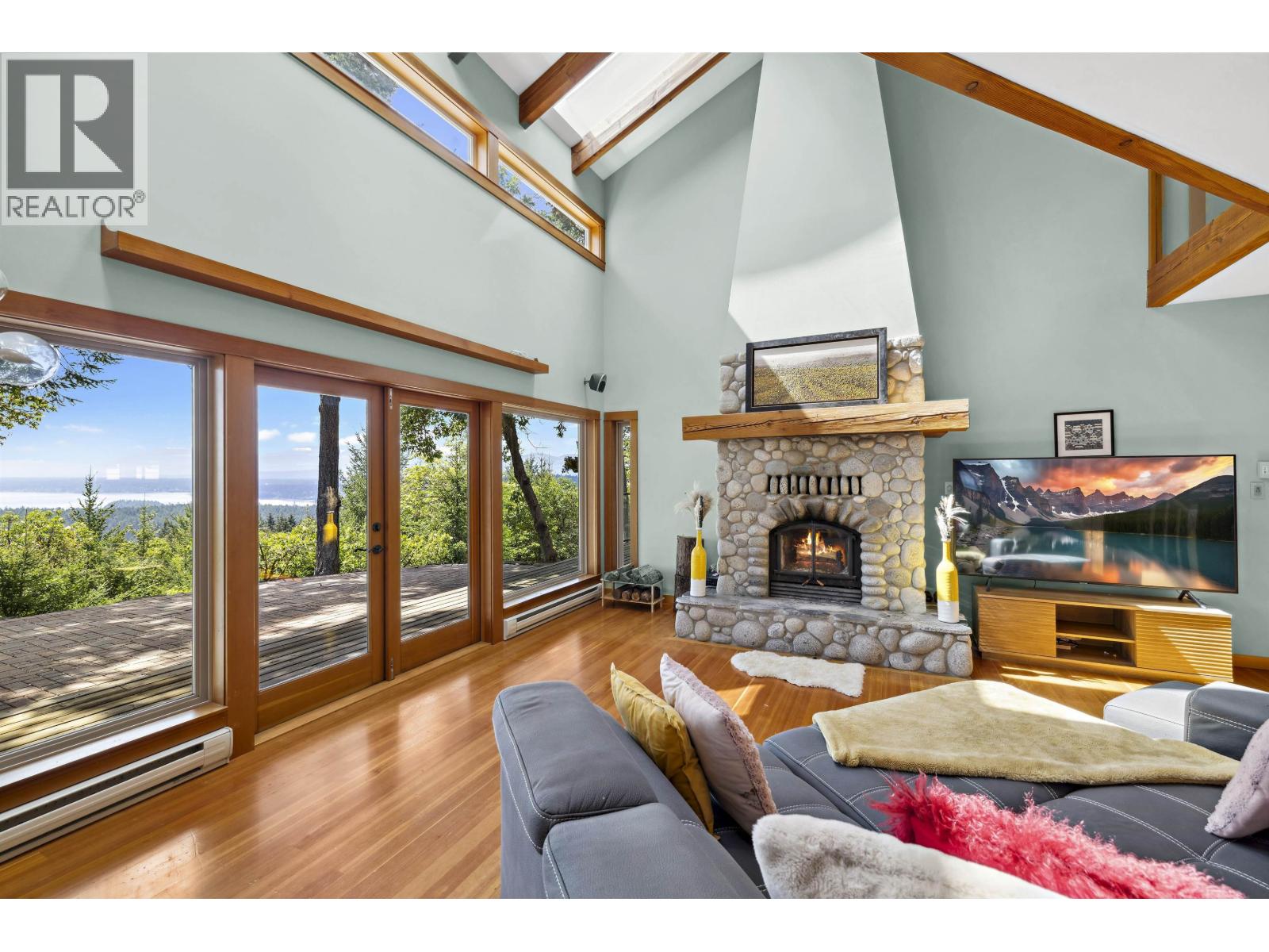 1495 COATS DRIVE, Gabriola Island