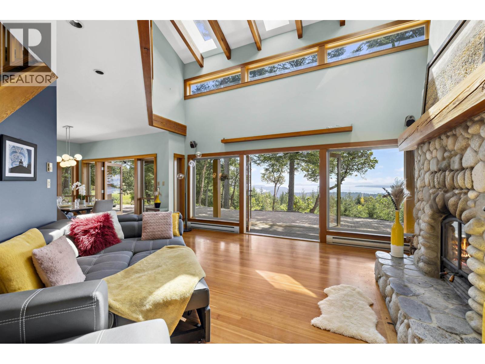 1495 COATS DRIVE, Gabriola Island