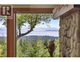 1495 Coats Drive, Gabriola Island, BC V0R1X6 Photo 7