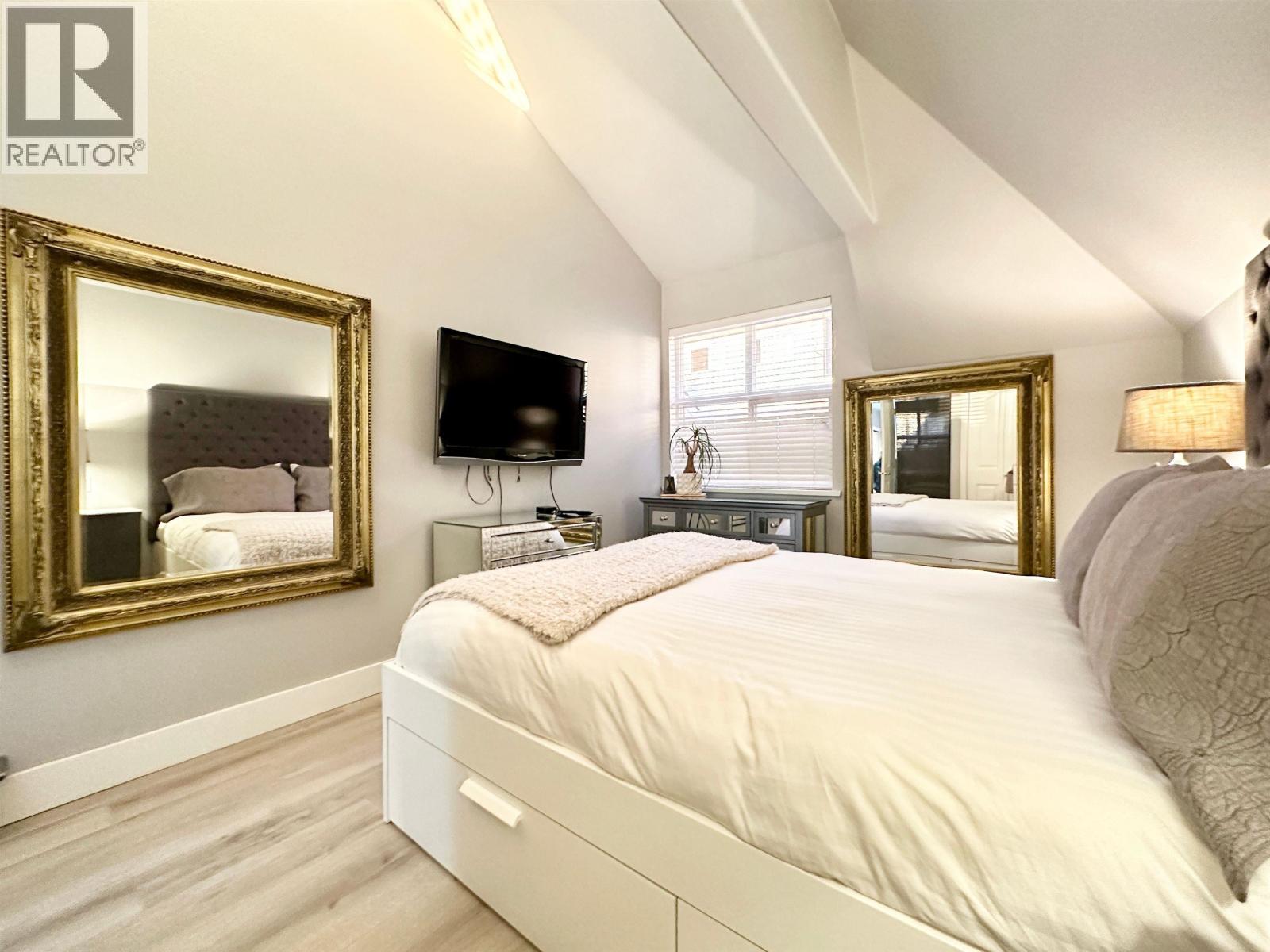 D 136 W 4TH STREET, Vancouver