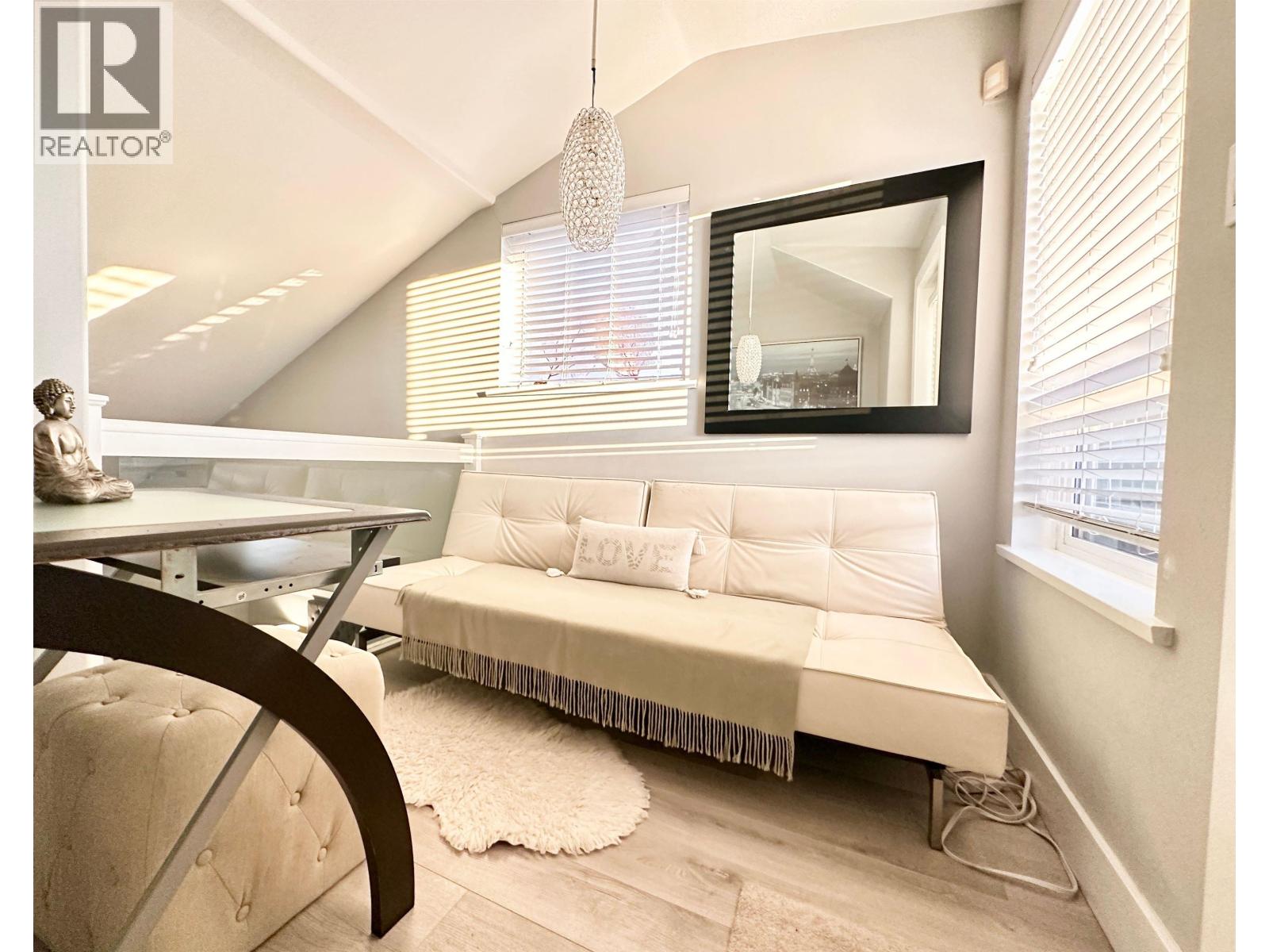 D 136 W 4TH STREET, Vancouver