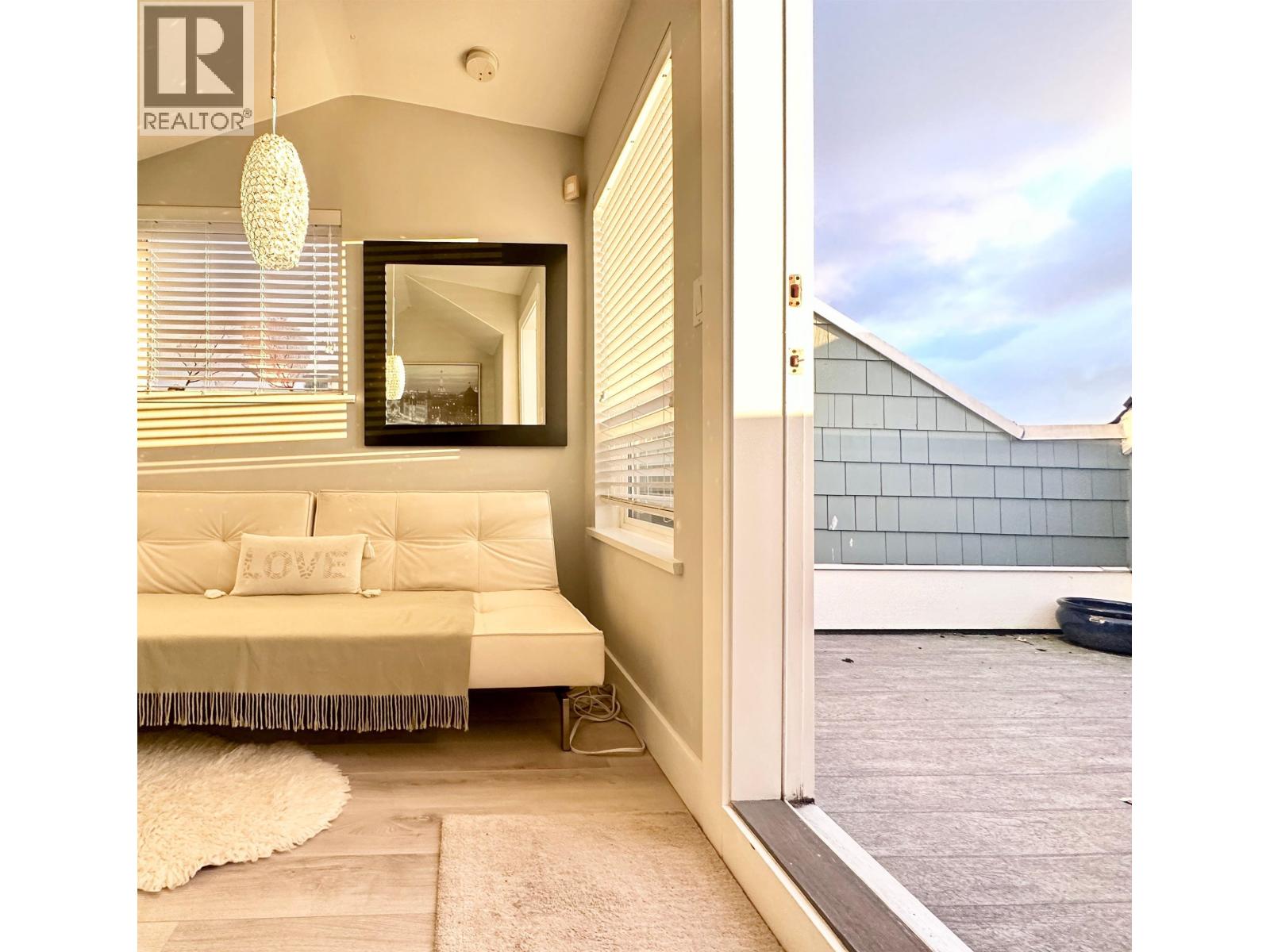 D 136 W 4TH STREET, Vancouver