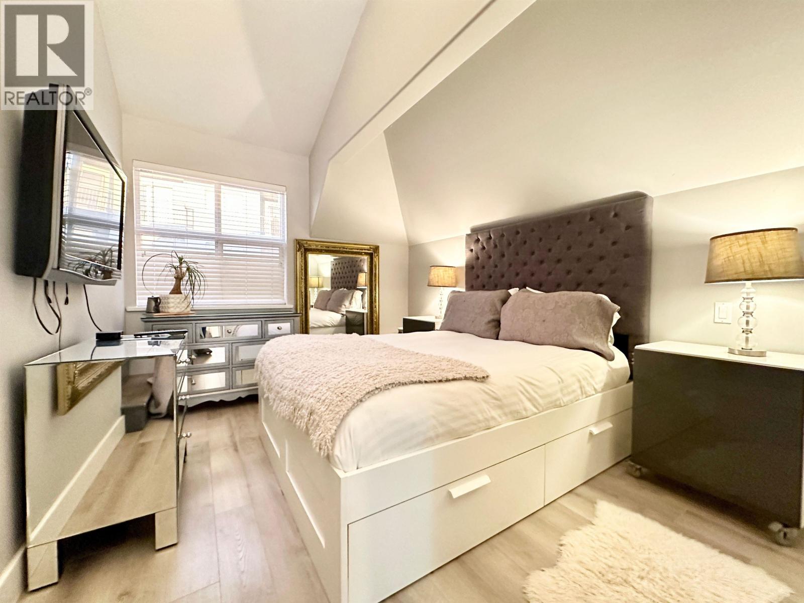 D 136 W 4TH STREET, Vancouver