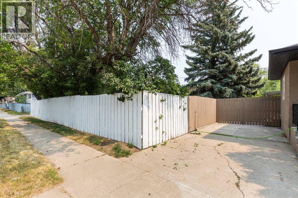 1803 5A Avenue North - Photo 24