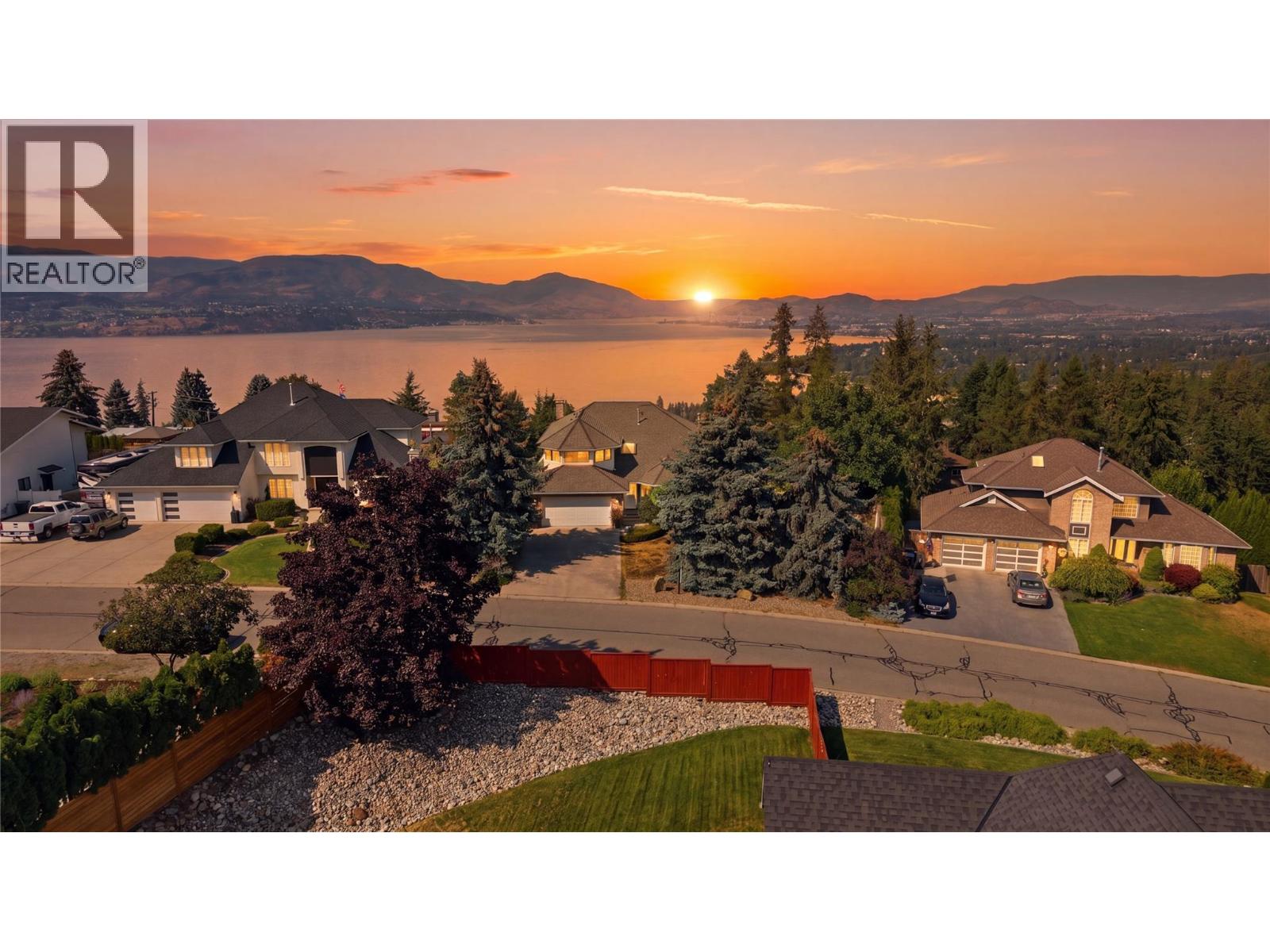 411 Curlew Drive, Kelowna