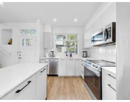 68 15255 Sitka Drive, Surrey, BC V3S0B1 Photo 6