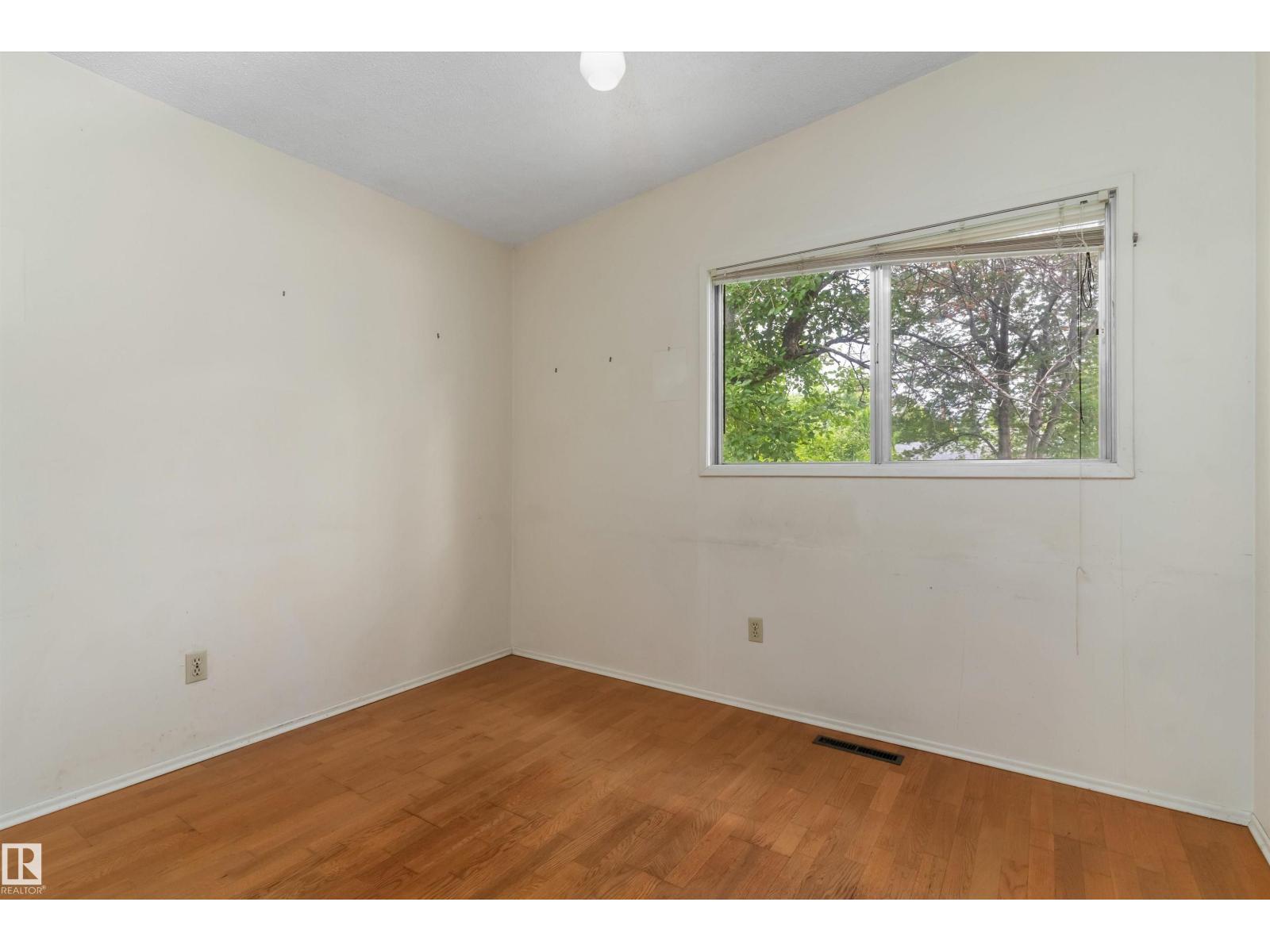 40 CURLEW Crescent - Photo 16