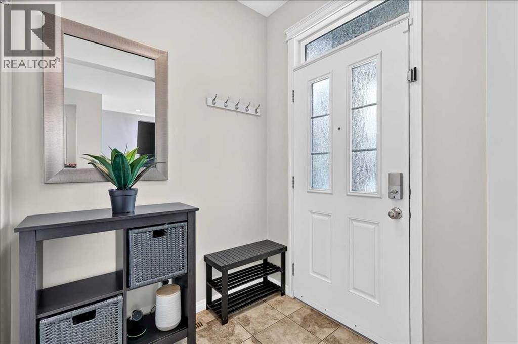 60 Mahogany Grove SE - Image 3