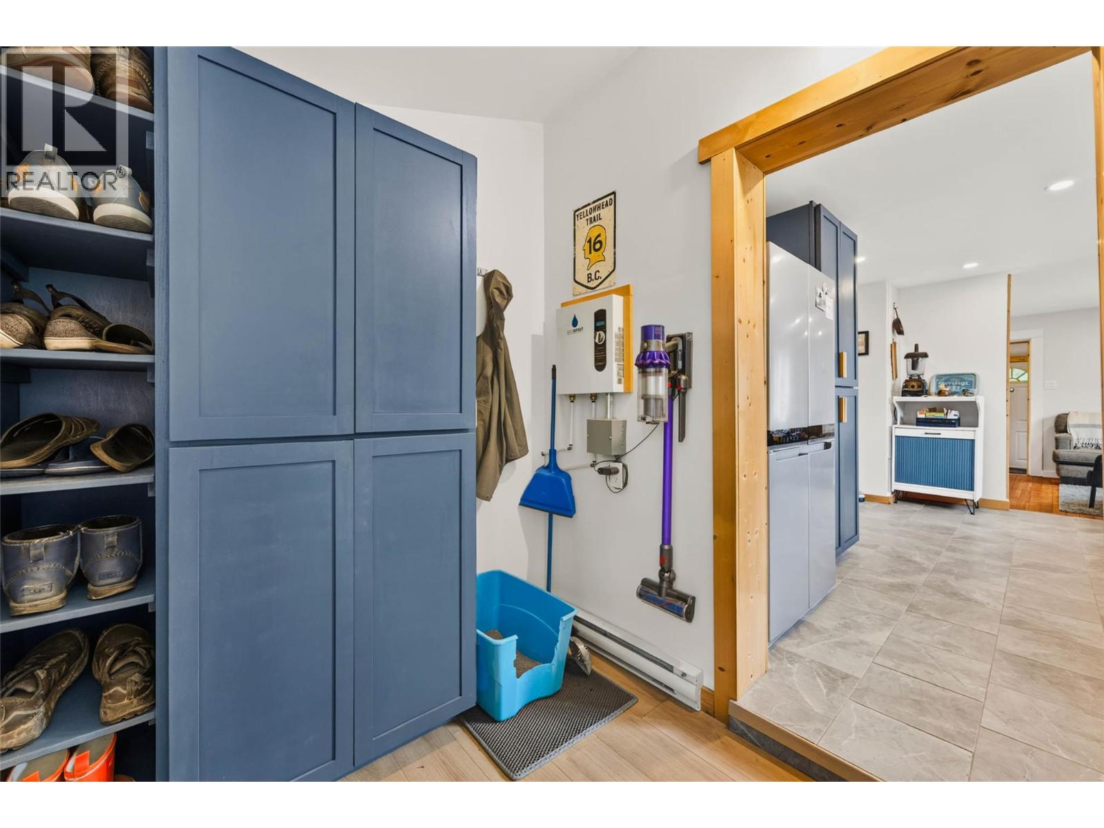 124 SAYWARD Avenue - Image 38