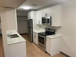 155 Reimer Avenue W, Steinbach, MB R5G0T7 Photo 6