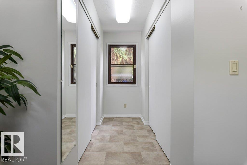 11217 38 ST NW - 28