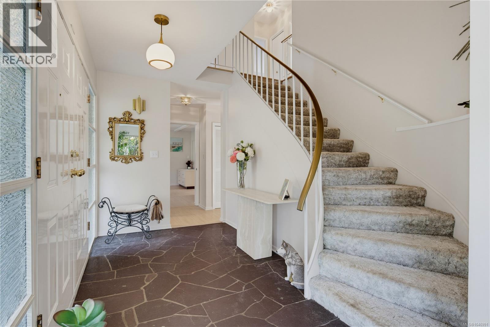 3459 Plymouth Rd - 8