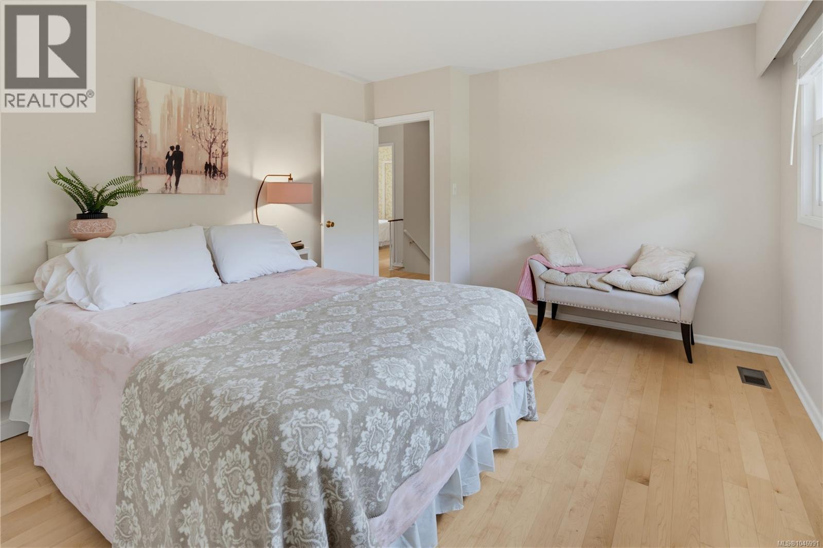 3459 Plymouth Rd - 32