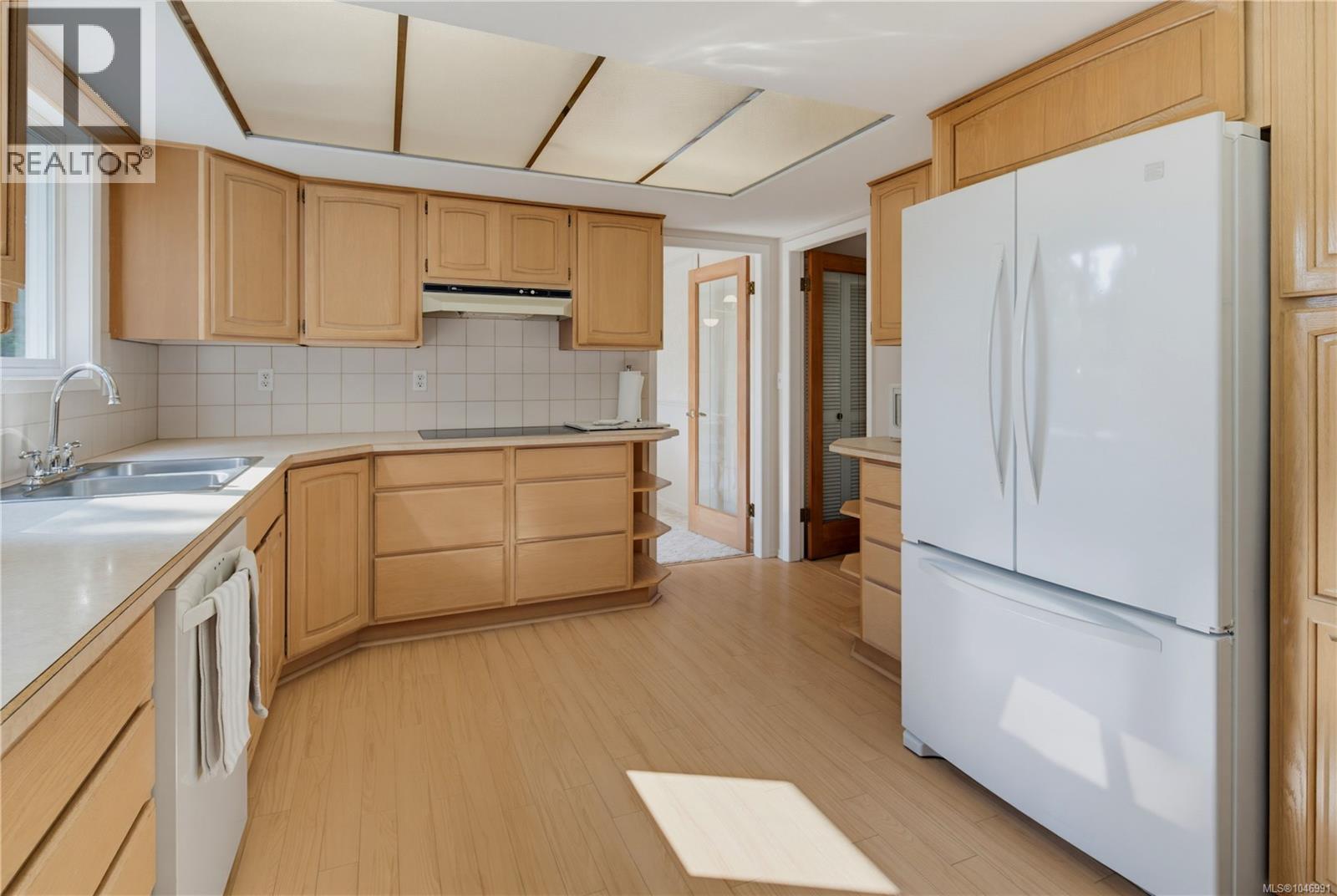  3459 Plymouth Road, Oak Bay