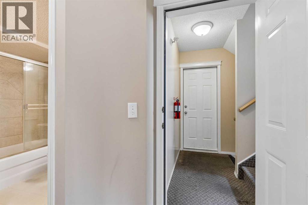 1921 25 Street Southwest - Photo 16