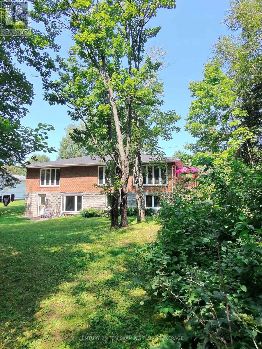 43 O'CONNOR DRIVE - Image 4