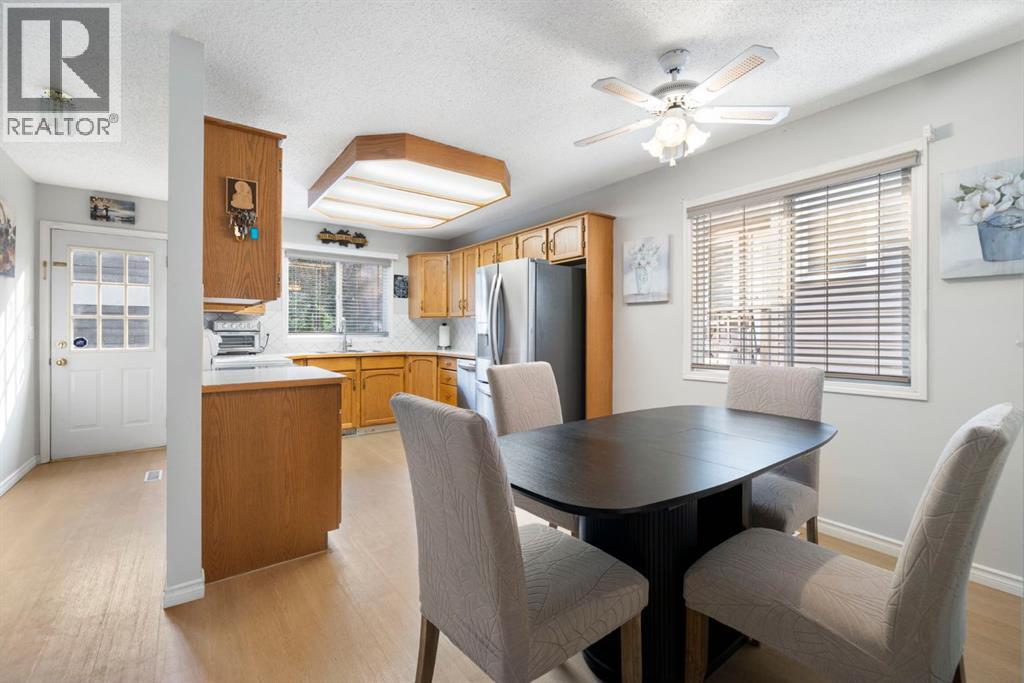 76 Douglas Ridge Close Southeast