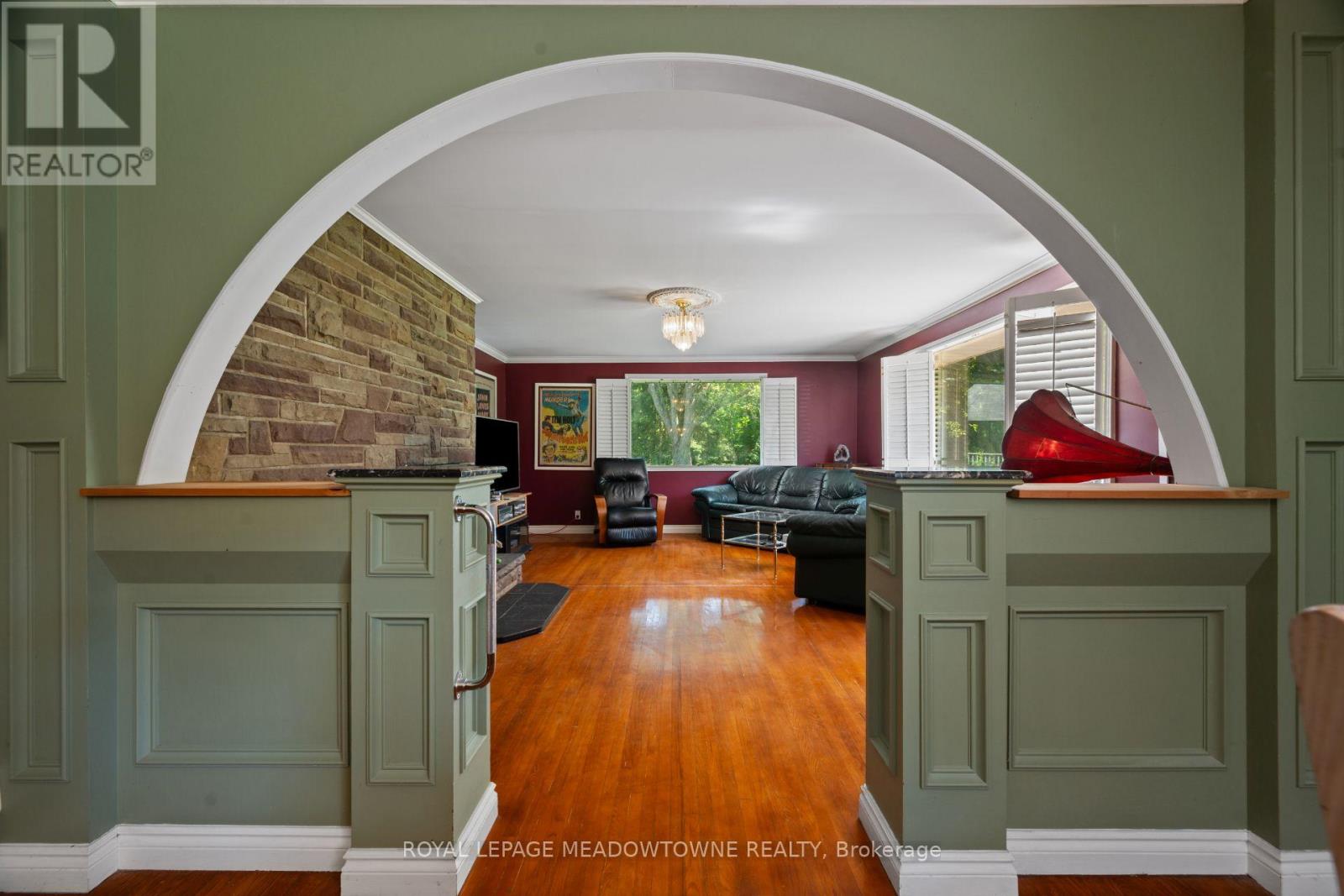 16703 MISSISSAUGA ROAD E - 12