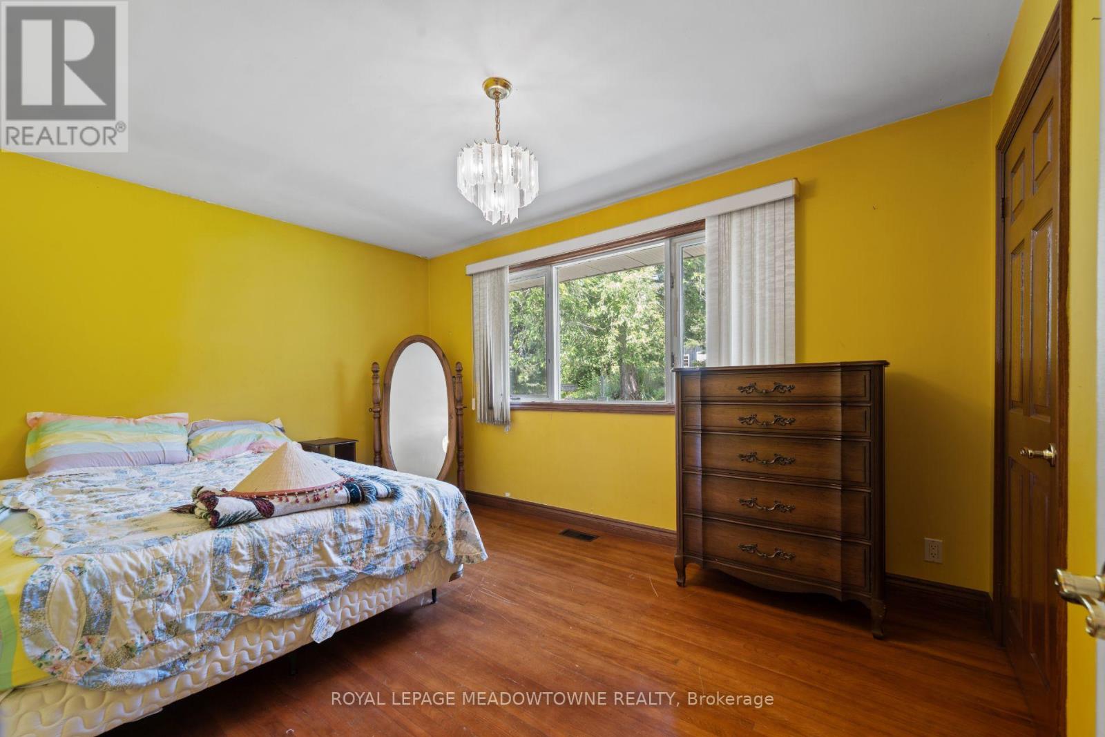 16703 MISSISSAUGA ROAD E - 16