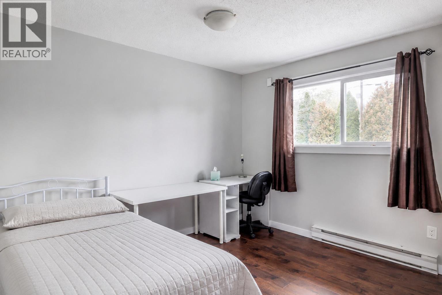 #3 2161 Scenic Road - 12