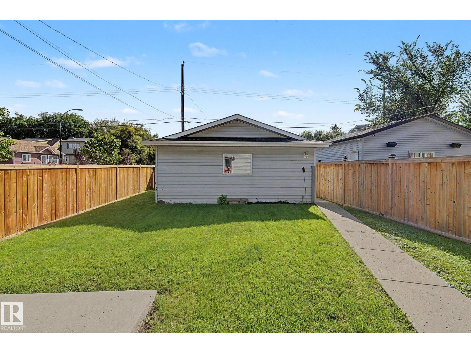 11167 52 ST NW NW - Photo 44