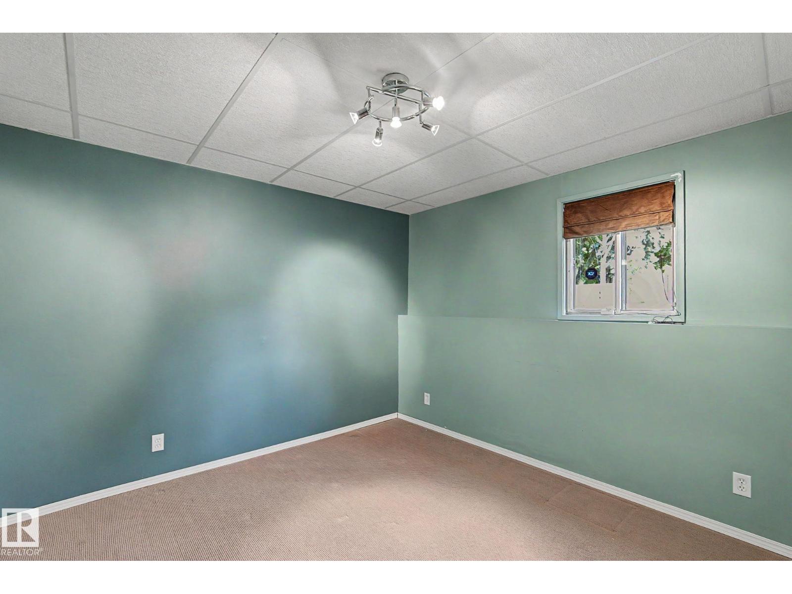11167 52 ST NW NW - Photo 37