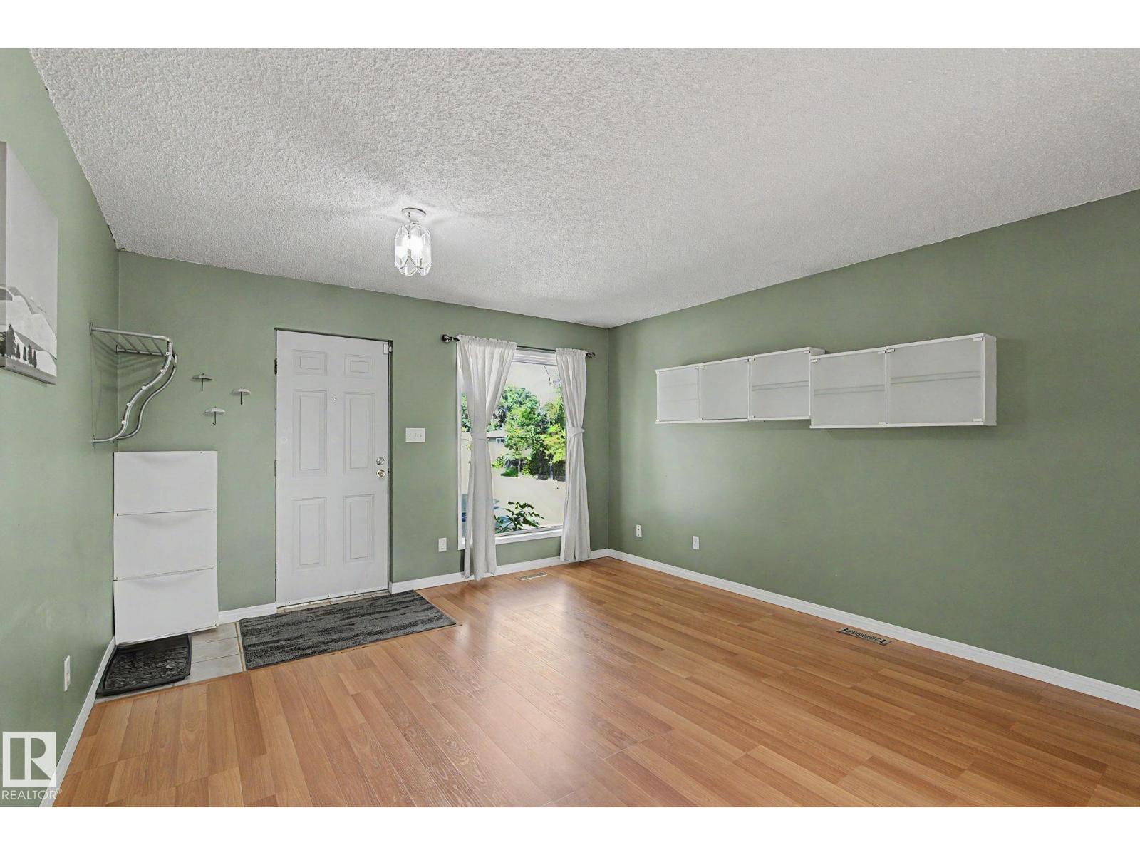 11167 52 ST NW NW - Photo 7