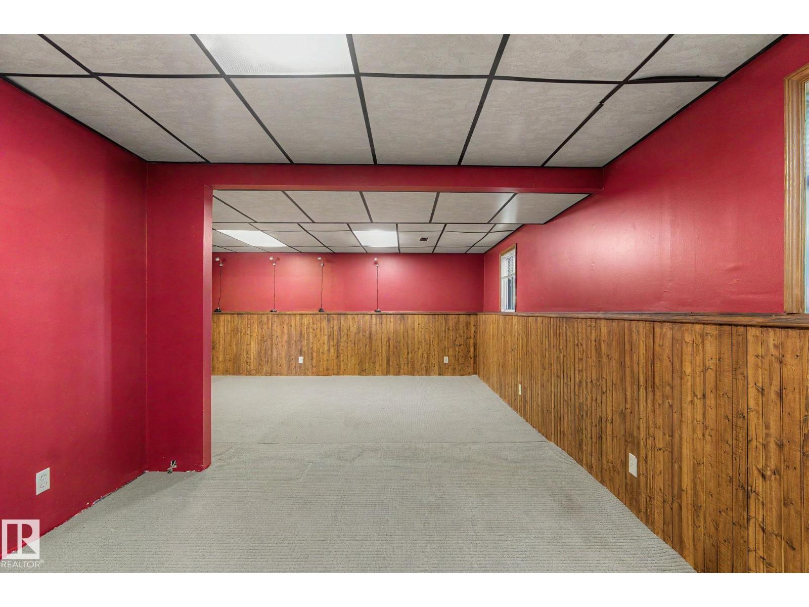 11167 52 ST NW NW - Photo 42