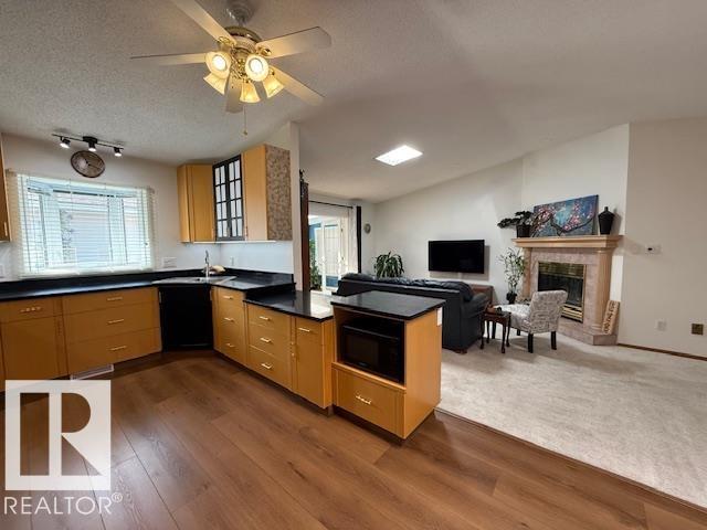 4717 25 Avenue NW - Photo 23