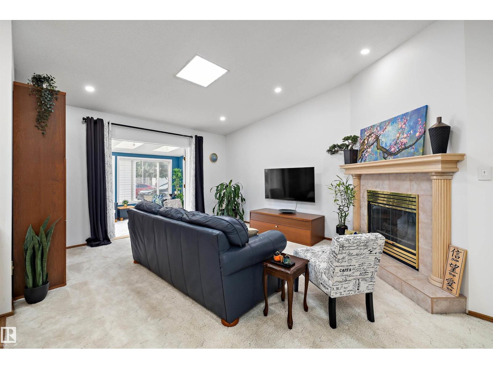4717 25 Avenue NW - Photo 27