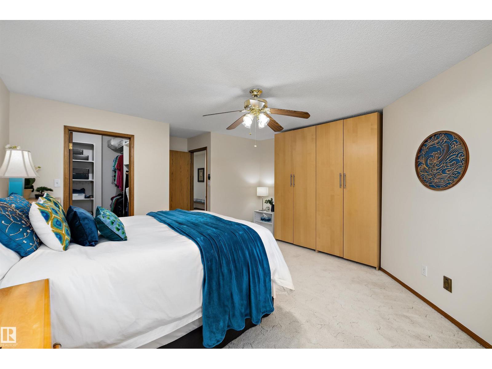 4717 25 Avenue NW - Photo 33