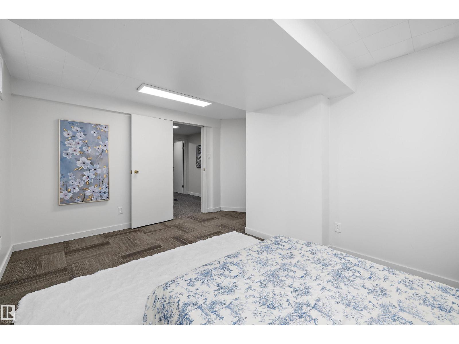 4717 25 Avenue NW - Photo 45