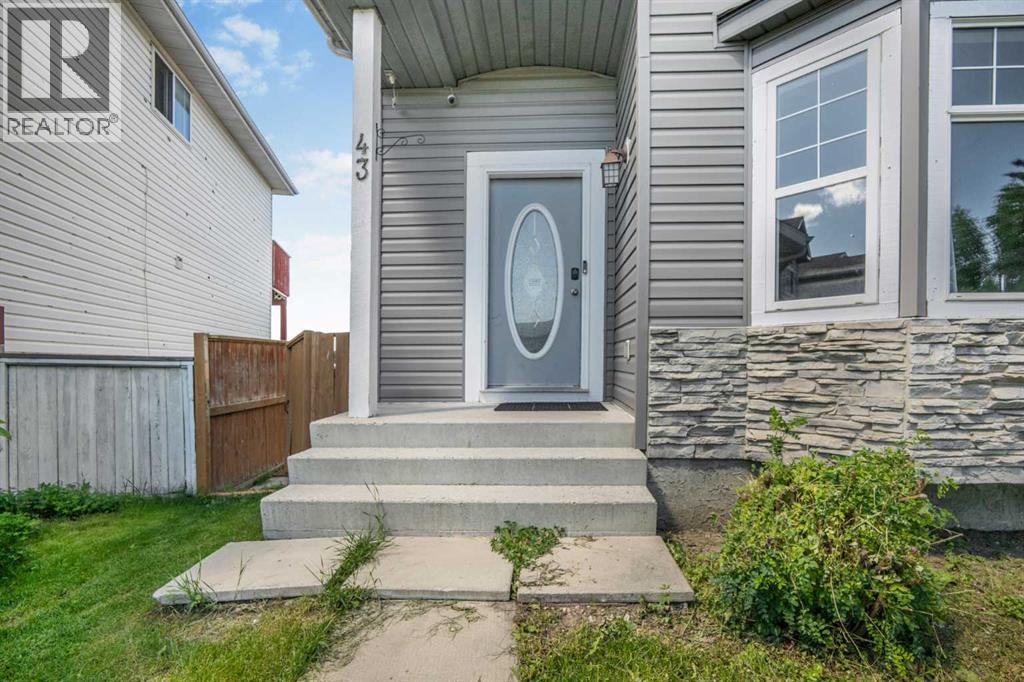 43 Covington Close Northeast