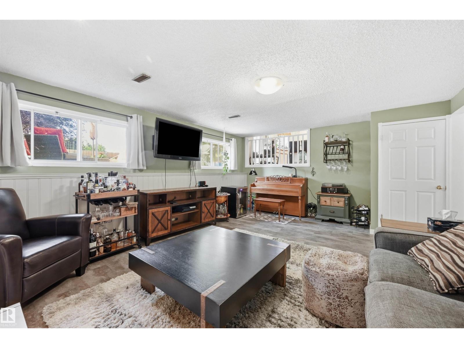 18639 72 Avenue NW - Photo 30