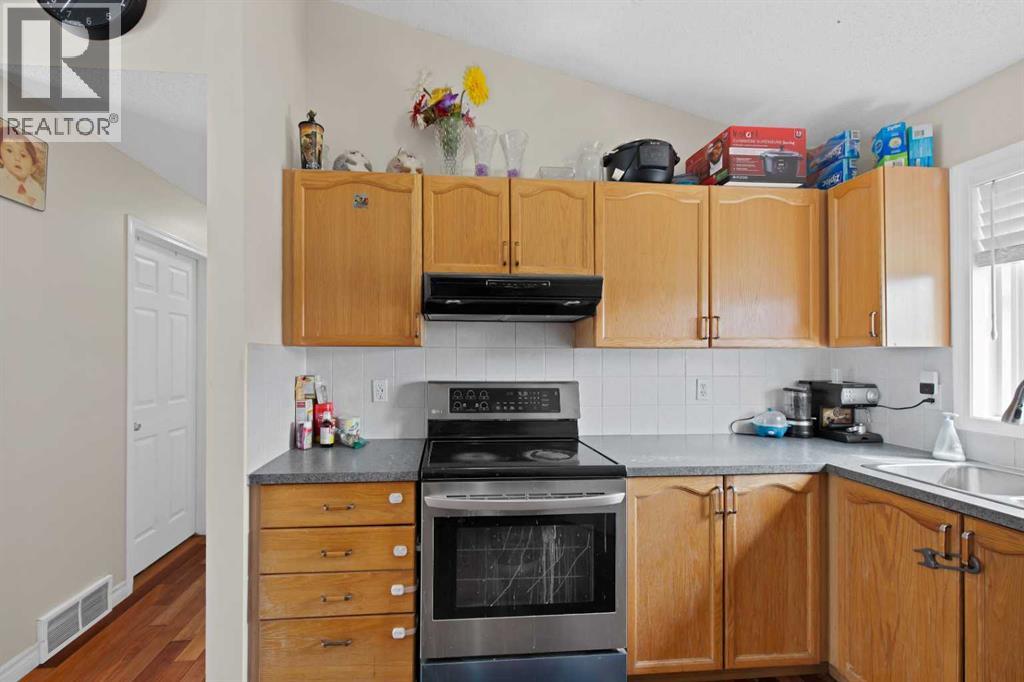 155 Taralea Gardens Northeast - Photo 17