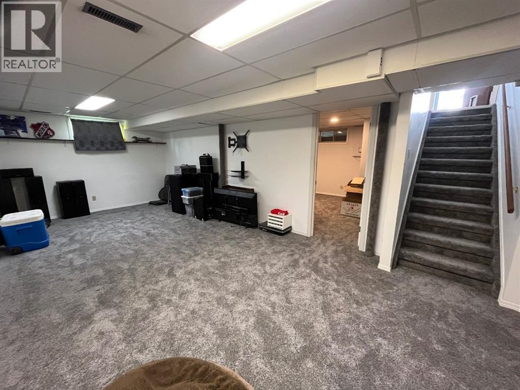 5512 45 Avenue - Photo 25