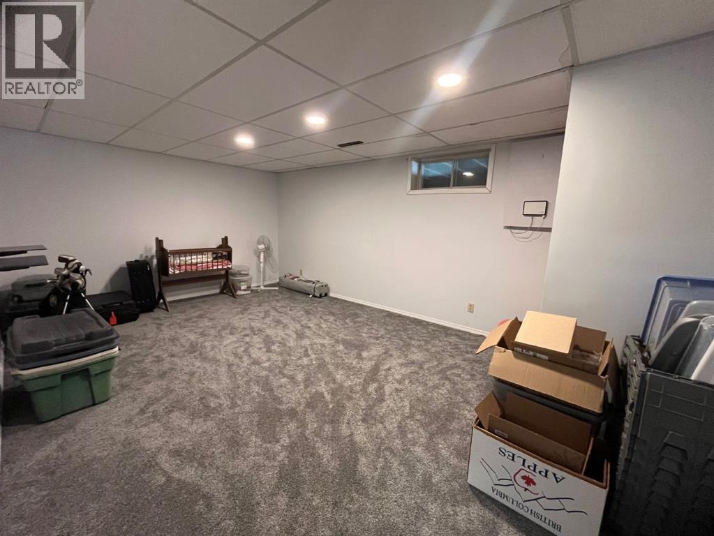 5512 45 Avenue - Photo 27