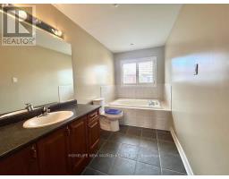 30 Chippingwood Manor, Aurora, ON L4G7R4 Photo 21