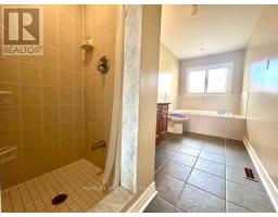 30 Chippingwood Manor, Aurora, ON L4G7R4 Photo 23