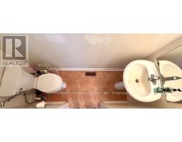 30 Chippingwood Manor, Aurora, ON L4G7R4 Photo 26