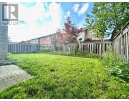 30 Chippingwood Manor, Aurora, ON L4G7R4 Photo 30